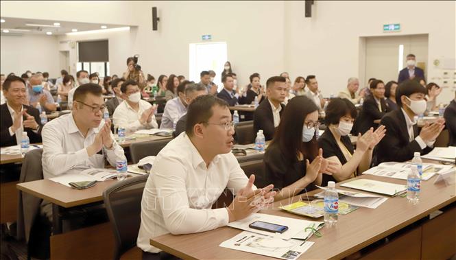 Trong ảnh: Các đại biểu tham dự buổi gặp gỡ. Ảnh: Hoàng Hùng - TTXVN