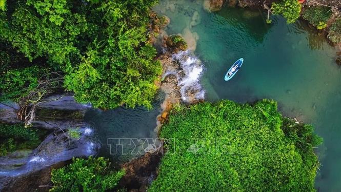 Trong ảnh: Thác Bản Sằm, xã Lương Thiện, huyện Quảng Hòa. Ảnh: TTXVN phát
