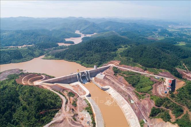 Trong ảnh: Đập và hồ chứa nước Bản Lải hoàn thành Giai đoạn 1. Ảnh: TTXVN phát