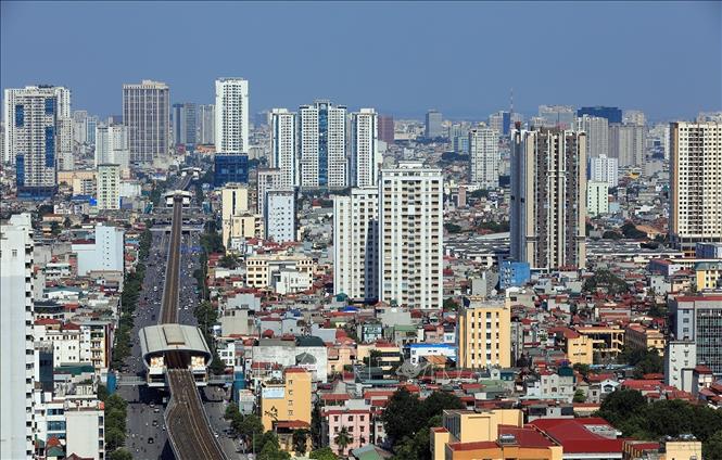 Trong ảnh: Số lượng căn hộ cao cấp ở Hà Nội chiếm 55% tổng nguồn cung mới. Ảnh: Tuấn Anh - TTXVN