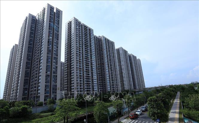 Trong ảnh: Nhiều căn hộ mới được các chủ đầu tư mở bán trên thị trường bất động sản. Ảnh: Tuấn Anh - TTXVN