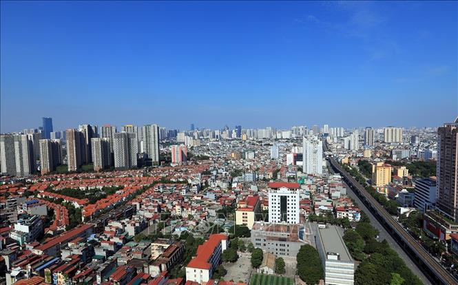 Trong ảnh: Số lượng căn hộ cao cấp ở Hà Nội chiếm 55% tổng nguồn cung mới. Ảnh: Tuấn Anh - TTXVN