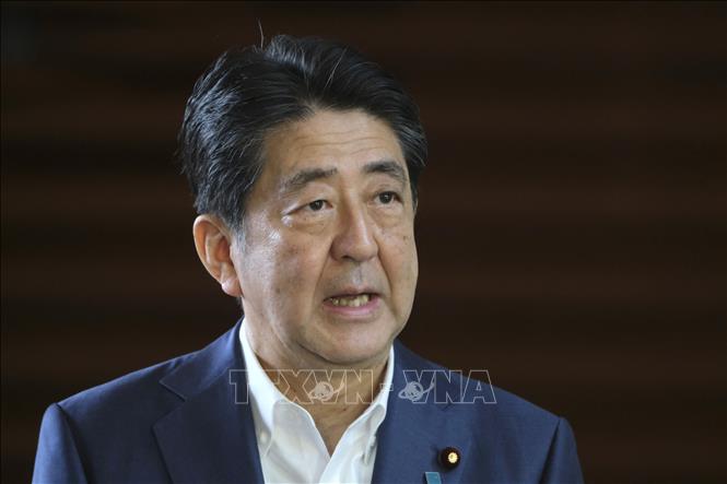 Trong ảnh (tư liệu): Ông Abe Shinzo lúc còn đương nhiệm Thủ tướng Nhật Bản trong cuộc họp báo tại văn phòng Thủ tướng ở Tokyo, ngày 24/8/2020. Ảnh: AFP/TTXVN