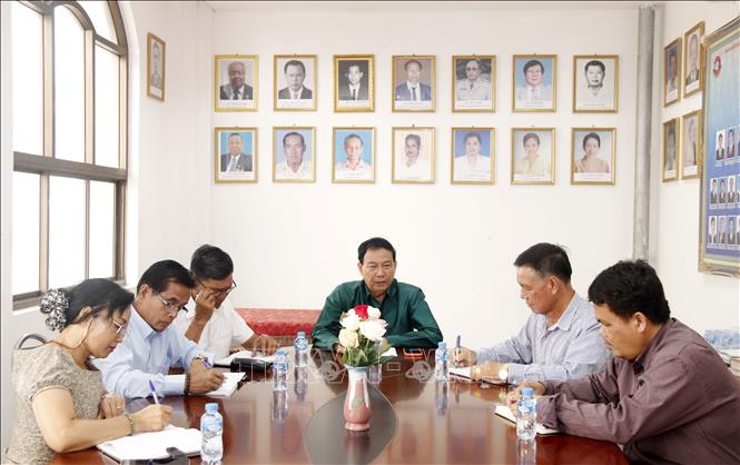 Trong ảnh: Hội Nghệ sĩ quốc gia Lào thảo luận về việc sáng tác các bài hát mới về quan hệ Lào - Việt Nam nhân năm đoàn kết 2022. Ảnh: Phạm Kiên - Phóng viên TTXVN tại Lào