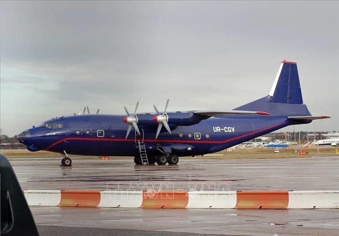 Trong ảnh (tư liệu): Một máy bay chở hàng Antonov An-12. Ảnh: Mentourpilot/ TTXVN