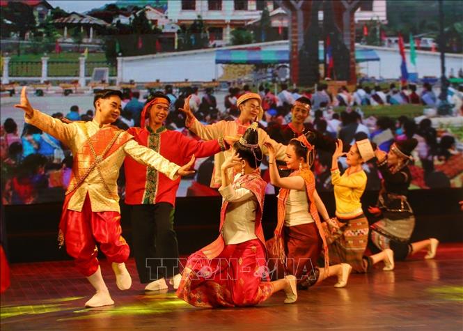 Lao Culture Week in Vietnam kicks off - VNA Photos - Vietnam News ...