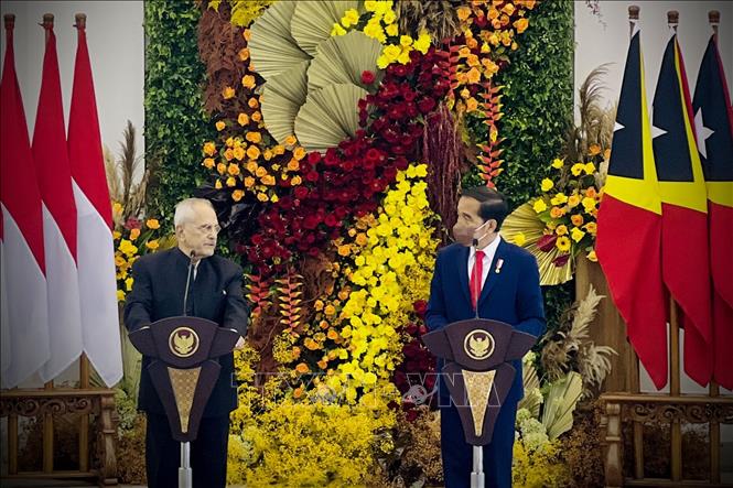 Trong ảnh: Tổng thống Indonesia Joko Widodo (phải) và Tổng thống Timor Leste Jose Ramos-Horta (trái) tại cuộc họp báo chung ở Bogor, Indonesia, ngày 19/7/2022. Ảnh: AFP/TTXVN