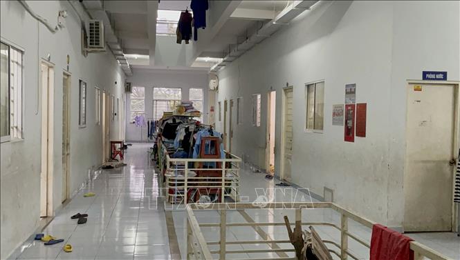 Khu hành lang trong khu nhà ở xã hội IDICO (thị trấn Hiệp Phước, huyện Nhơn Trạch). Ảnh: Lê Xuân-TTXVN