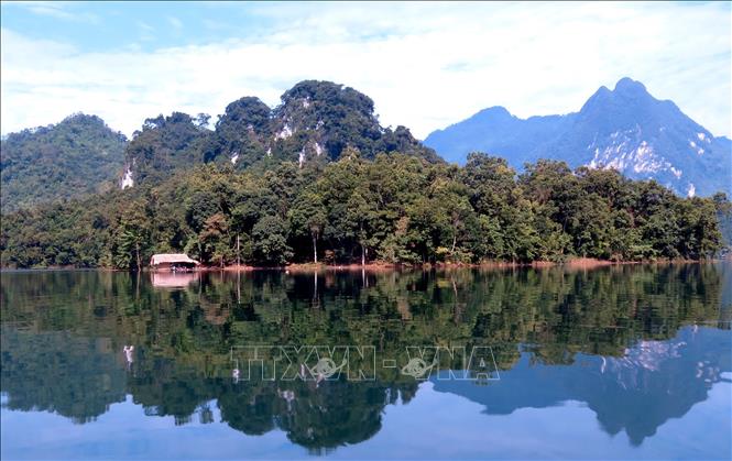 A view of Na Hang lake. VNA Photo: Văn Tý