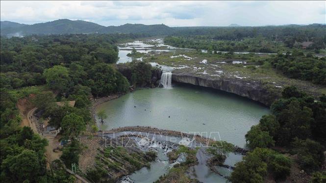 Thác Dray Nur thuộc Buôn Kuốp, xã Ea Na, huyện Krông Ana (Đắk Lắk). Ảnh: Vũ Sinh - TTXVN