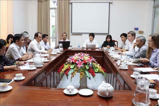Toàn cảnh buổi làm việc giữa lãnh đạo thành phố Cần Thơ và Tổ chức Hợp tác Quốc tế Đức. Ảnh: Trung Kiên - TTXVN