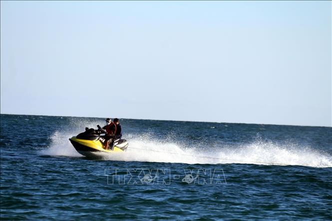 There are 3 main beaches here in Co To Island which tourists visit the most: Tinh Yeu Beach, Hong Van Beach and Van Chai Beach. VNA Photo: Thanh Vân