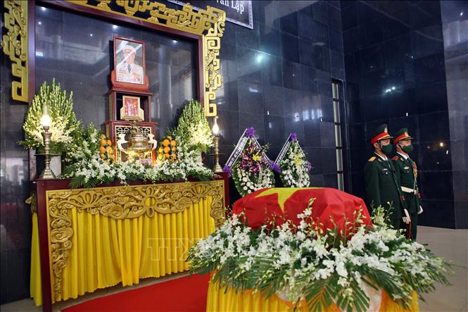 Trong ảnh: Lễ Truy điệu và an táng Anh hùng Lực lượng vũ trang nhân dân Kostas Sarantidis - Nguyễn Văn Lập. Ảnh: Trần Lê Lâm - TTXVN 