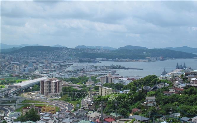 Một góc thành phố Nagasaki (Nhật Bản) ngày nay. Ảnh: Đào Thanh Tùng/Phóng viên TTXVN tại Tokyo