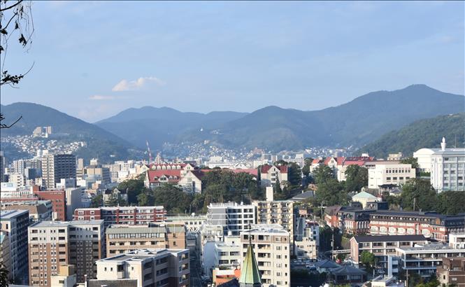 Một góc thành phố Nagasaki (Nhật Bản) ngày nay. Ảnh: Đào Thanh Tùng/Phóng viên TTXVN tại Tokyo