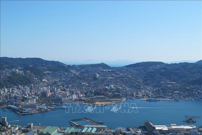 Toàn cảnh cảng Nagasaki (Nhật Bản) ngày nay. Ảnh: Đào Thanh Tùng/Phóng viên TTXVN tại Tokyo