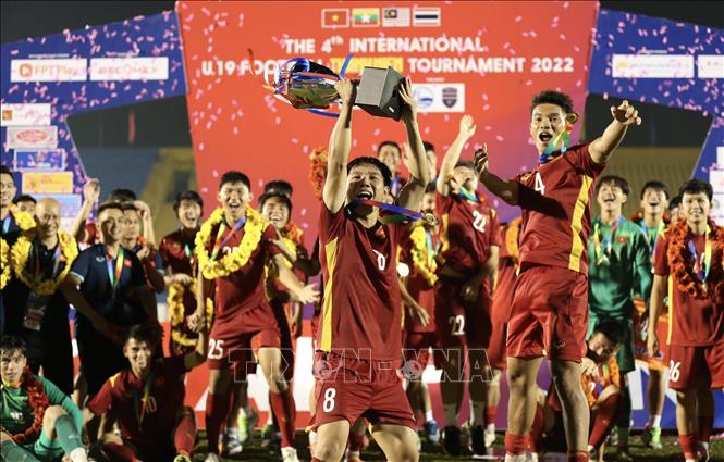 Đội U19 Việt Nam vô địch Giải U19 Quốc tế Thanh niên 2022. Ảnh: Huyền Trang TTXVN