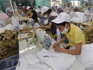 Gỡ khó cho ngành dệt may những tháng cuối năm 2022