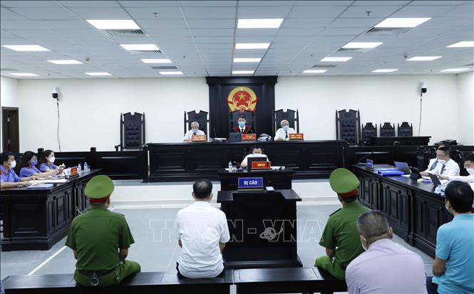 Trong ảnh: Quang cảnh phiên tòa. Ảnh: An Đăng - TTXVN