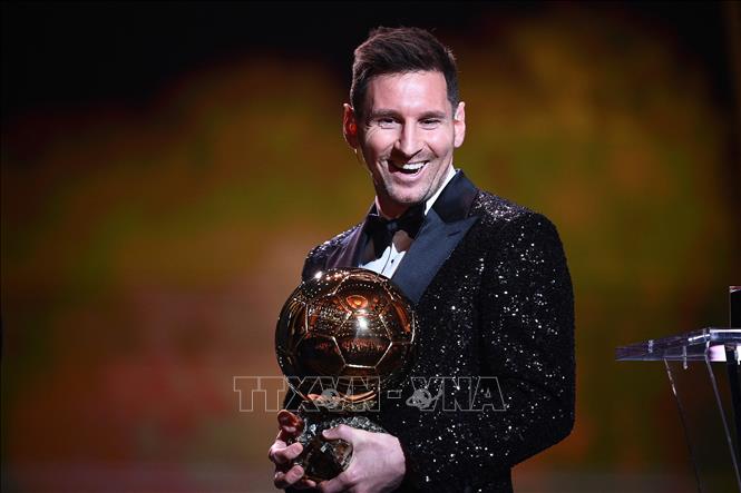 Trượt đề cử Quả bóng Vàng Messi: Dù không được đánh giá cao trong cuộc đua tới giải thưởng danh giá, nhưng Messi vẫn luôn là một đối thủ đáng gờm trong mắt các fan hâm mộ. Hãy cùng xem ảnh của Messi trong những khoảnh khắc hết sức tươi cười và đáng yêu.