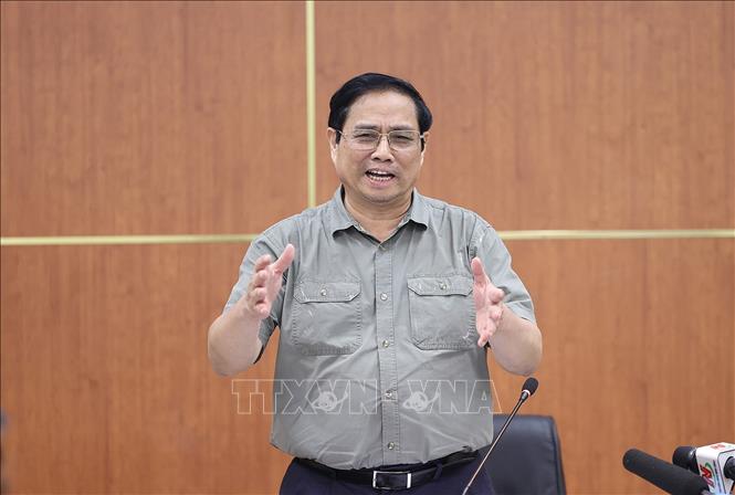 Thủ tướng Phạm Minh Chính kết luận buổi làm việc với Công ty TNHH Một thành viên Đạm Ninh Bình. Ảnh: Dương Giang-TTXVN