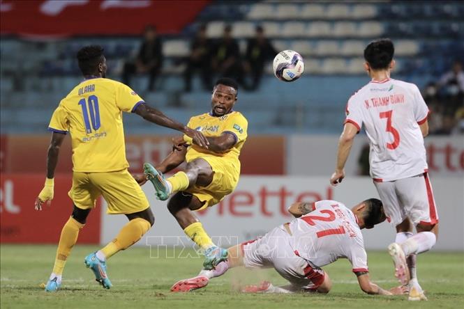 Kết thúc trận đấu, CLB Viettel giành chiến thắng với tỷ số 2-0. Ảnh: Minh Quyết - TTXVN