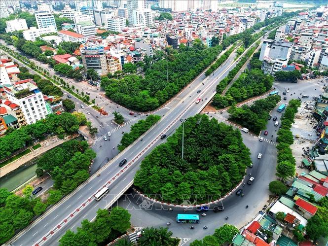 Vo Chi Cong street in Tay Ho district. VNA Photo