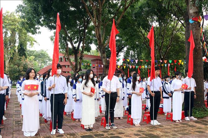 Trong ảnh: Học sinh trên địa bàn tỉnh Kon Tum tham gia Lễ Khai giảng năm học mới 2022-2023. Ảnh: Khoa Chương - TTXVN