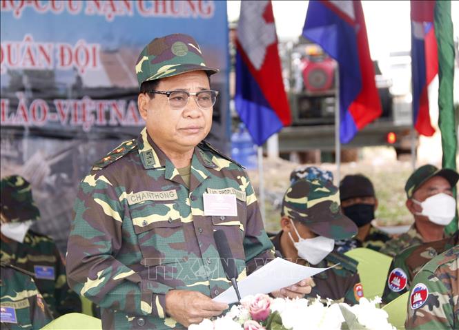 Trung tướng Chanthong Soneta-at, Thứ trưởng Bộ Quốc phòng Lào phát biểu khai mạc đợt diễn tập. Ảnh: Phạm Kiên - Phóng viên TTXVN tại Lào