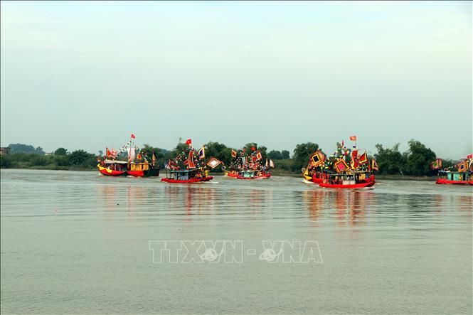 Con Son Kiep Bac Autumn Festival opens VNA Photos Vietnam News