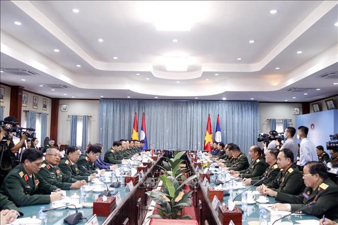 Trong ảnh: Quang cảnh cuộc hội đàm tại Bộ Quốc phòng Lào. Ảnh: Phạm Kiên. Phóng viên TTXVN tại Lào