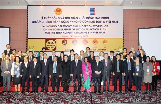 Thủ tướng Nguyễn Tấn Dũng dự và phát biểu khai mạc Lễ phát động và Hội thảo khởi động xây dựng chương trình hành động 