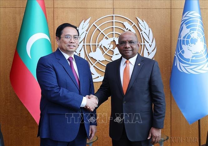 Thủ tướng Phạm Minh Chính gặp Chủ tịch Đại hội đồng LHQ Abdulla Shahid tại New York (Mỹ), ngày 16/5/2022. Ảnh: Dương Giang-TTXVN