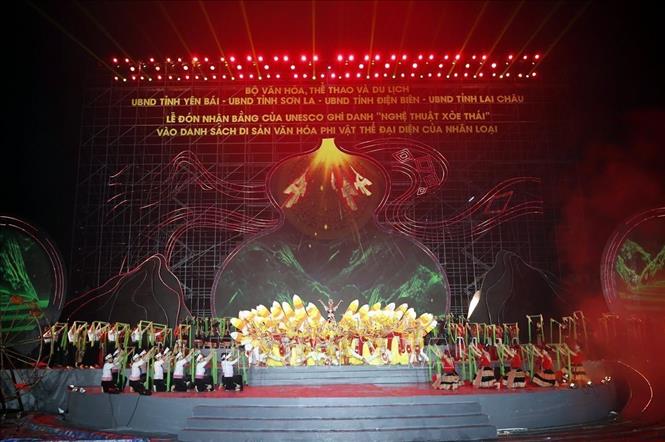 Chương trình nghệ thuật đặc biệt với chủ đề 