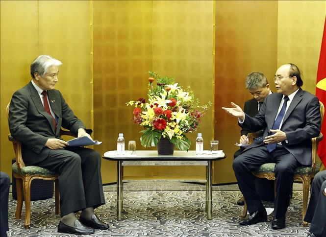President Nguyen Xuan Phuc receives Governor of Japanese prefecture Gunma Yamamoto Ichita. VNA Photo