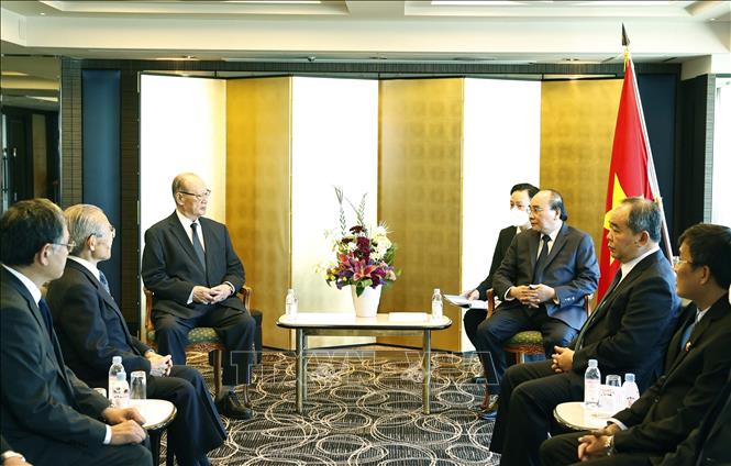 President Nguyen Xuan Phuc receives President of Japan’s International Friendship Exchange Council (FEC) Matsuzawa Ken. VNA Photo