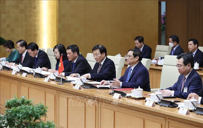 Thủ tướng Phạm Minh Chính và các thành viên đoàn Việt Nam tham dự hội đàm. Ảnh: Dương Giang-TTXVN
