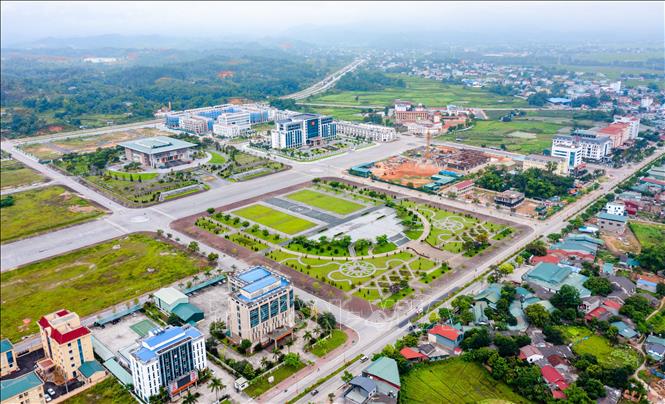 Khu đô thị mới của thành phố Cao Bằng đang hình thành và phát triển mang nét quy hoạch hiện đại. Ảnh: TTXVN
