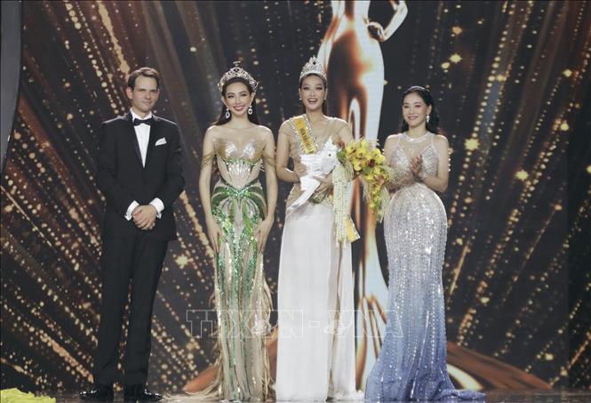 Doan Thien An from the Mekong Delta province of Long An is crowned Miss Grand Vietnam 2022. VNA Photo: Thu Hương