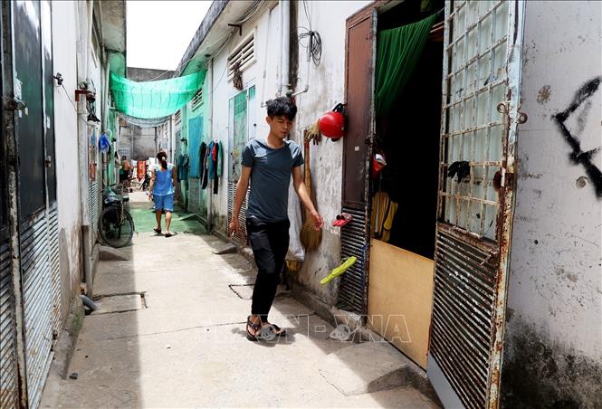 Trong ảnh: Một dãy trọ cho người lao động ở phường Hiệp Bình Phước, thành phố Thủ Đức. Ảnh: Hồng Đạt - TTXVN