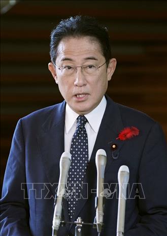 Trong ảnh: Thủ tướng Nhật Bản Kishida Fumio trong cuộc họp báo tại Tokyo, chỉ trích vụ phóng tên lửa mới nhất của Triều Tiên, ngày 4/10/2022. Ảnh: Kyodo/TTXVN