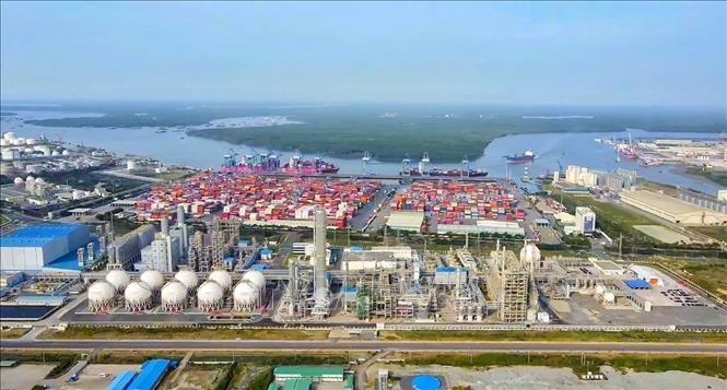 A corner of the 1.3 billion USD project of Polypropylene (PP) factory and Hyosung LPG underground storage facility in Cai Mep-Thi Vai area, Phu My town, the southern province of Ba Ria-Vung Tau. VNA Photo: Hoàng Nhị