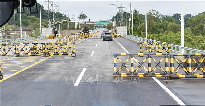Trong ảnh: Lối vào Làng đình chiến Bàn Môn Điếm. Ảnh: Anh Nguyên - PV TTXVN tại Hàn Quốc