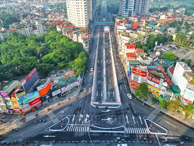 The project is expected to ease traffic jams in the capital city’s southwestern area. VNA Photo: Tuấn Anh