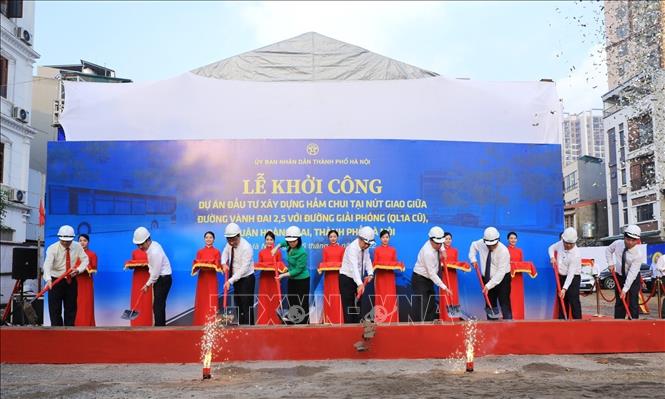 Trong ảnh: Lễ khởi công dự án. Ảnh: Tuấn Anh - TTXVN