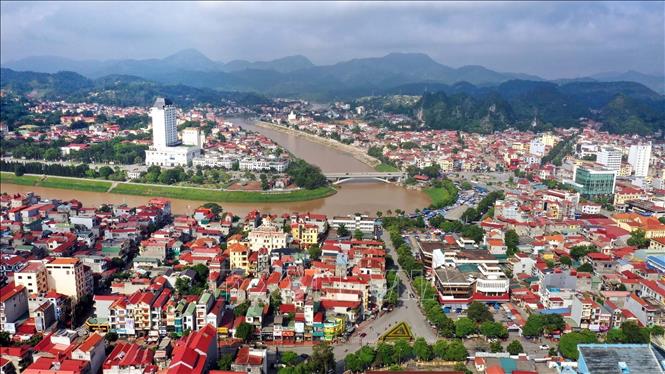Trong ảnh: Khu trung tâm thành phố Lạng Sơn. Ảnh: Anh Tuấn – TTXVN 