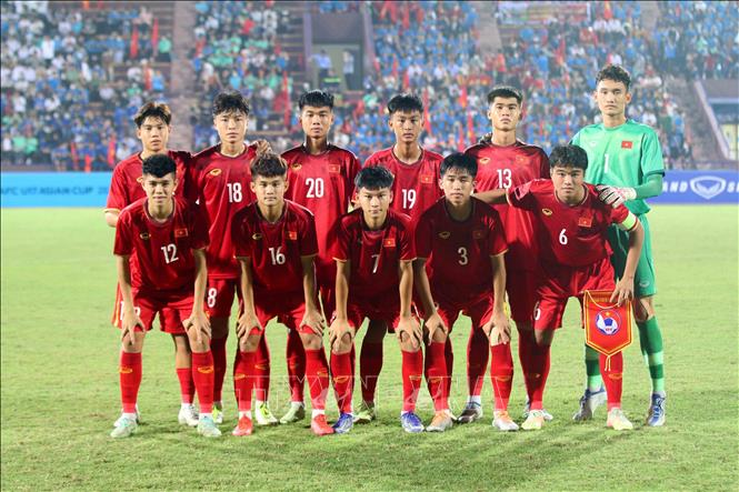 Đội hình ra sân của U17 Việt Nam. Ảnh: Trung Kiên - TTXVN