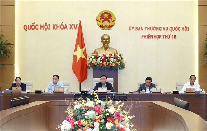 Chủ tịch Quốc hội Vương Đình Huệ phát biểu. Ảnh: Doãn Tấn - TTXVN