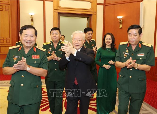 Tổng Bí thư Nguyễn Phú Trọng, Bí thư Quân ủy Trung ương đến dự buổi gặp mặt đại biểu Đại hội Đoàn Thanh niên Cộng sản Hồ Chí Minh Quân đội. Ảnh: Trí Dũng –TTXVN