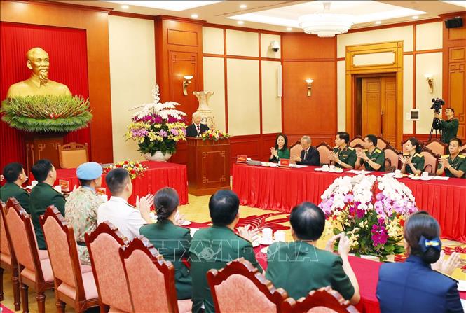 Tổng Bí thư Nguyễn Phú Trọng phát biểu chỉ đạo tại buổi gặp mặt. Ảnh: Trọng Đức –TTXVN